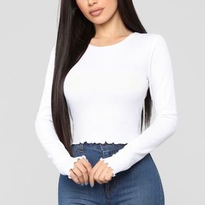 ✰ Fashion Nova Crop top✰